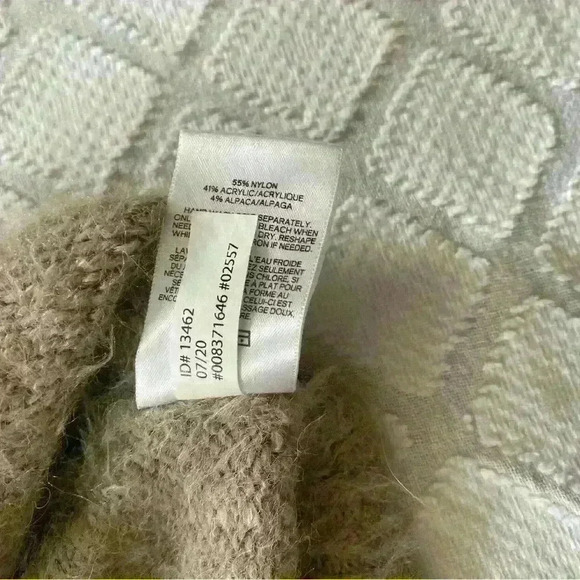 Express Fuzzy Turtleneck Sweater - Picture 6 of 11